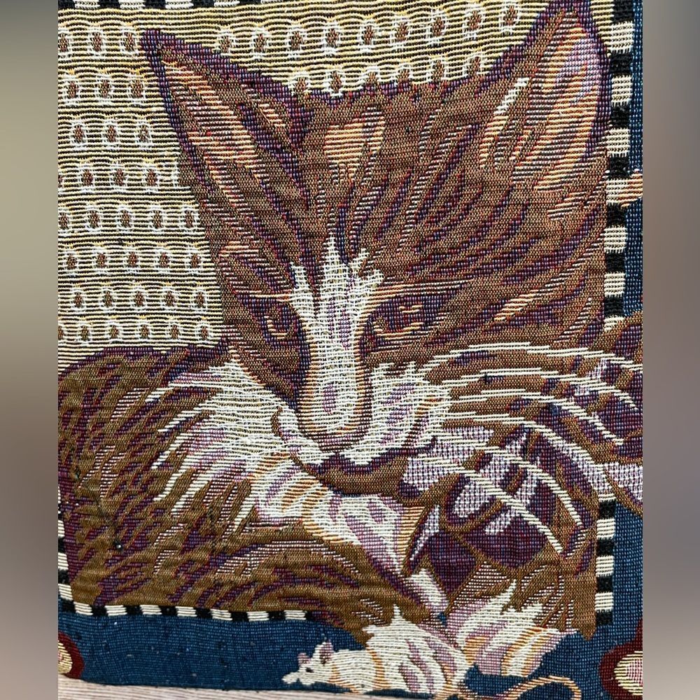 CAT AND MOUSE PRINT TAPESTRY BAG - Picture 6 of 8